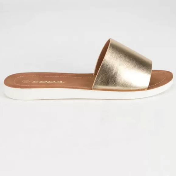 🔻 ⭐HP⭐ Soda Metallic Gold Strap Slip On Slide Sandals NIB Size 9 - Picture 3 of 4